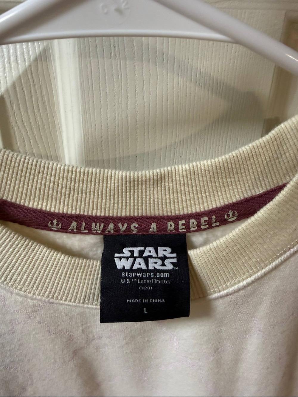 Hero and Villain Women Sweatshirt Star Wars Princess Leia – Cream, Mauve, P - Picture 3 of 3